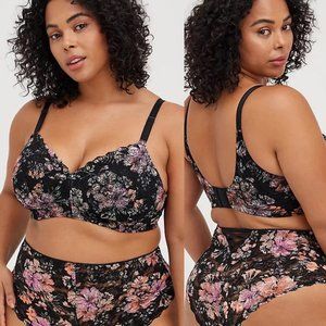 Torrid Women's NWT Black Lace Floral Lightly Lined Everyday Wire-Free Bra 46DD